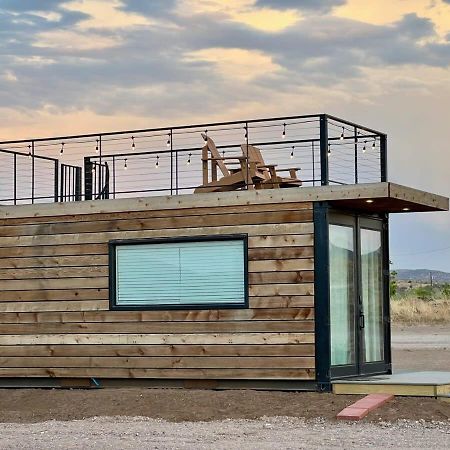 New The Buffalo-Shipping Container In Alpine Bagian luar foto