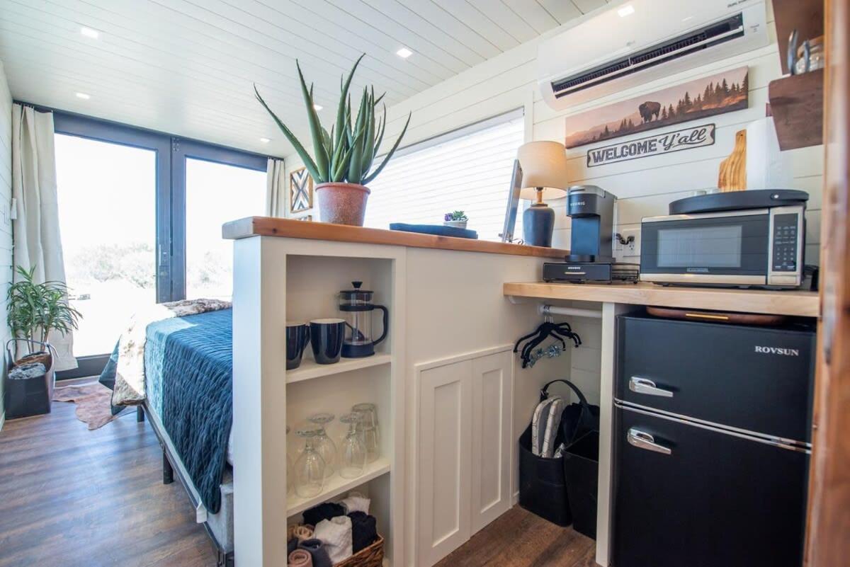 New The Buffalo-Shipping Container In Alpine Bagian luar foto
